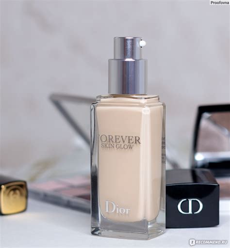 Тональный крем Dior Forever Skin Glow Foundation SPF 20 